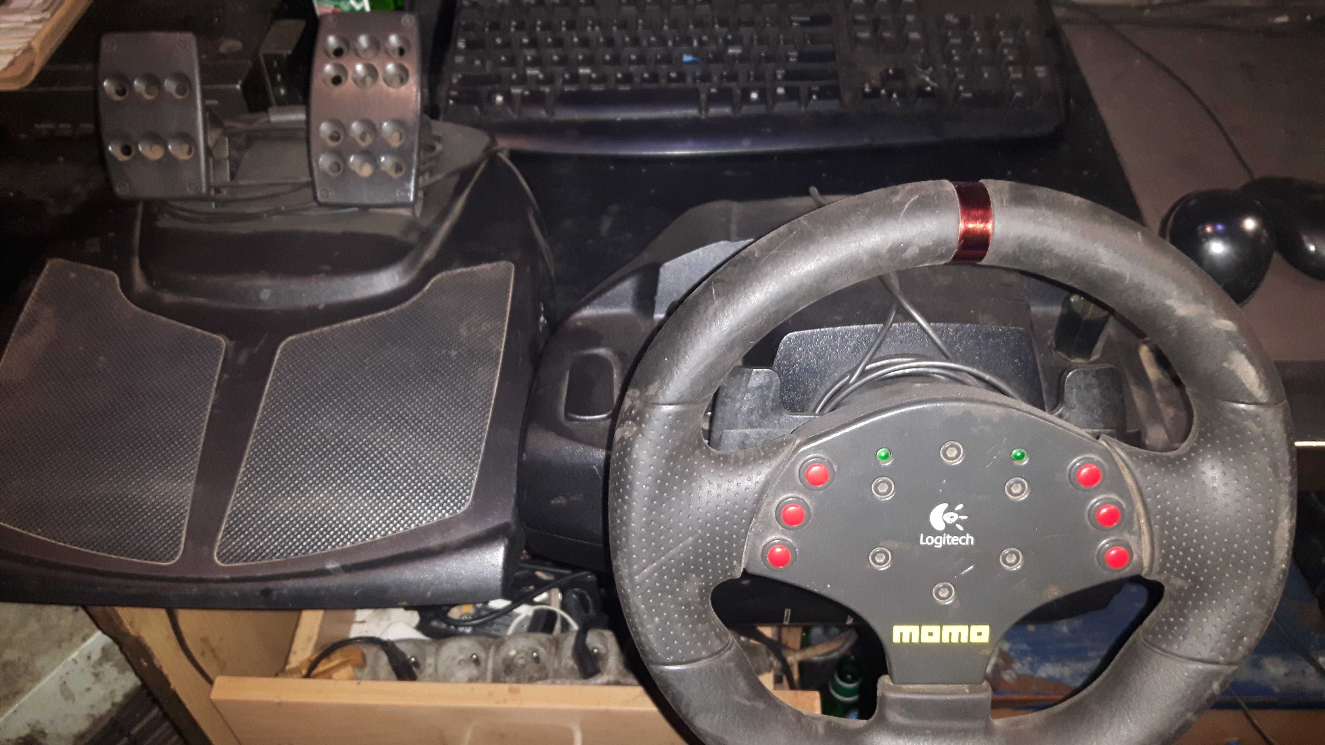 Kierownica Logitech Momo plus pedały