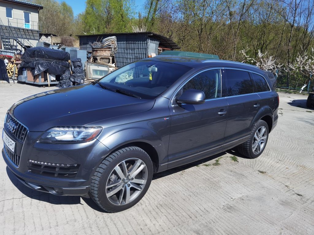 Продам Audi Q7 2014