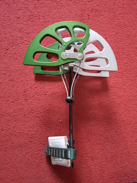 Friend wspinaczkowy kości mechaniczne Black Diamond Camalot C4 r. 6