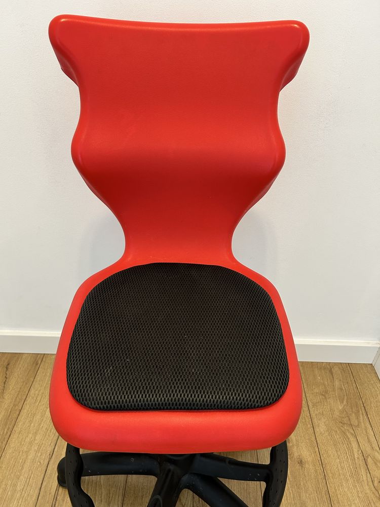 Fotel Entelo krzesło do biurka TWIST SOFT rozm. 4