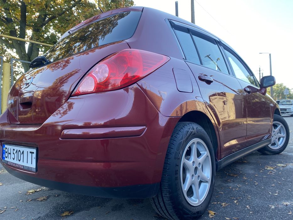 Продам Nissan Tiida