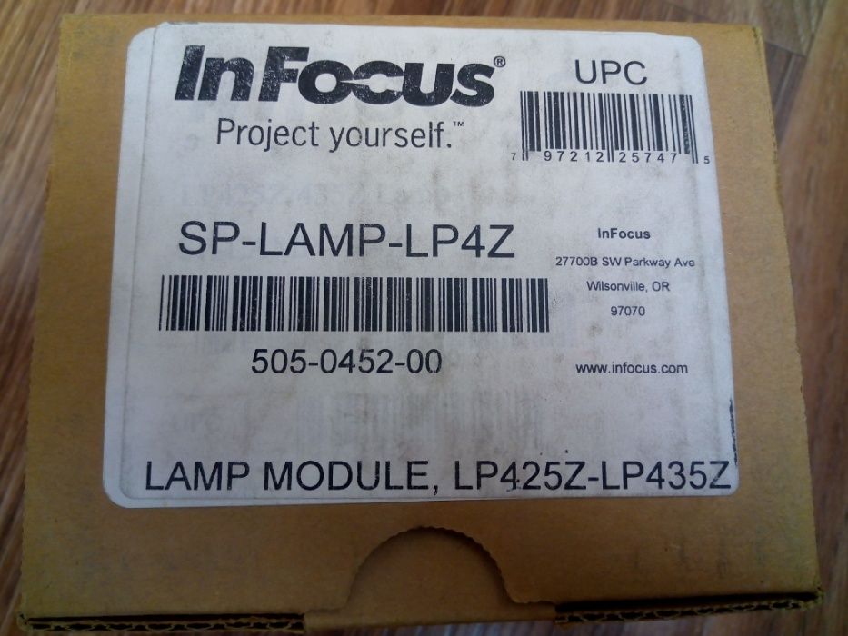 IN fokus SP-Lamp-lp4Z