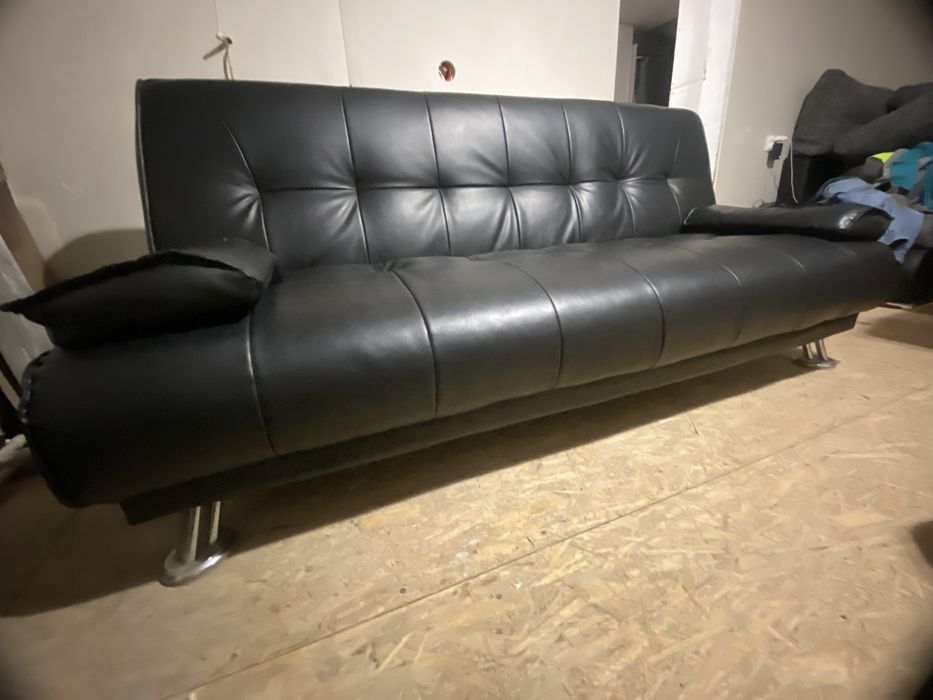Skórzana rozkładana sofa / kanapa z funkcją spania / skóra / jak nowa