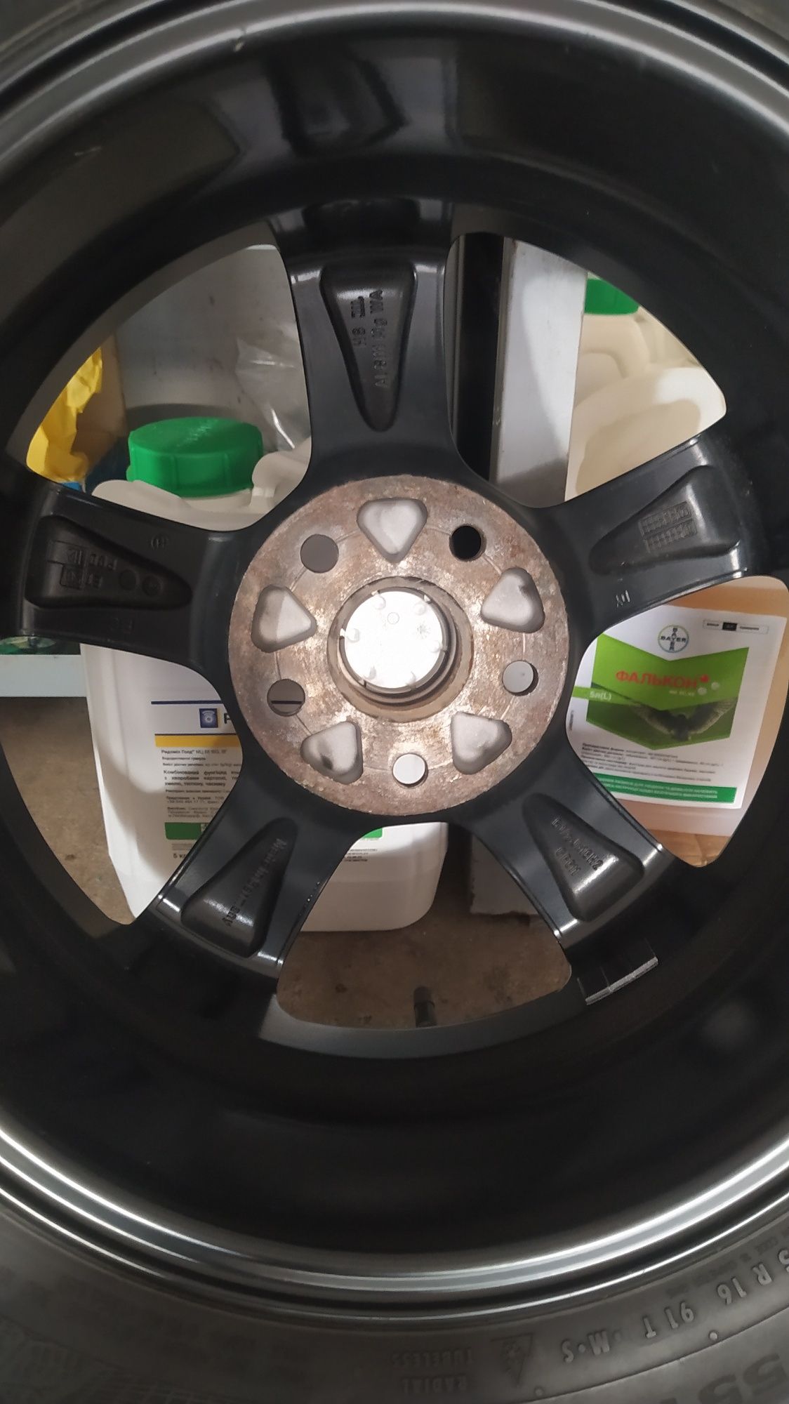 Продам комплект 205/55/ R16/5:112 4000грн/1 шт.