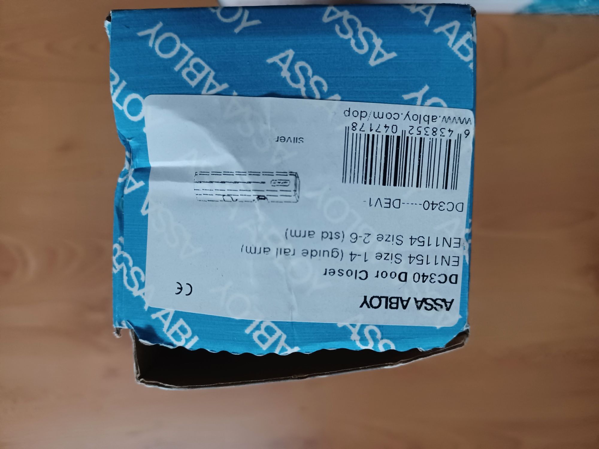 Samozamykacz ASSA ABLOY DC340 z szyną