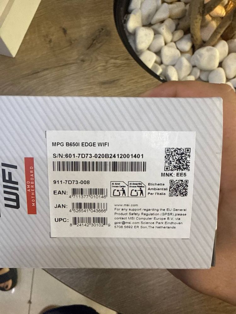MSI MPG B650I EDGE WIFI (911-7D73-008)