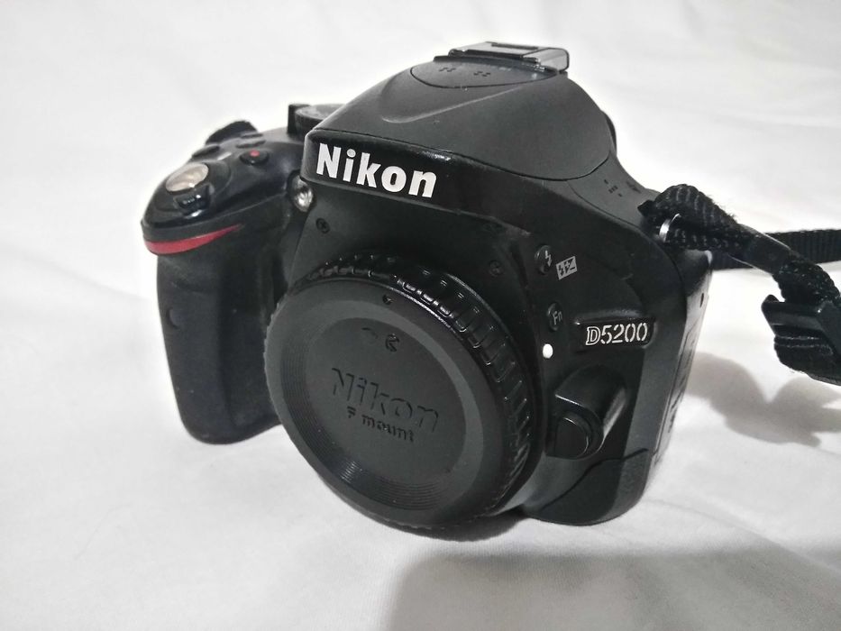 Продам фотоапарат Nikon D5200 без об'єктива