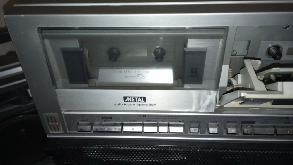 Продам SHARP 777