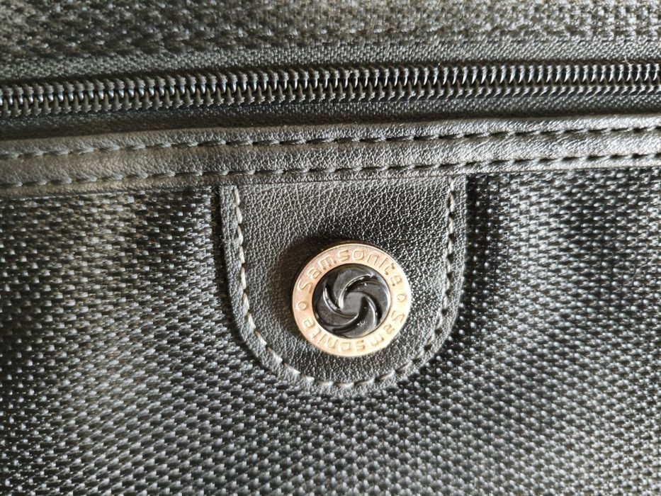 Портплед-сумка Samsonite для костюмів