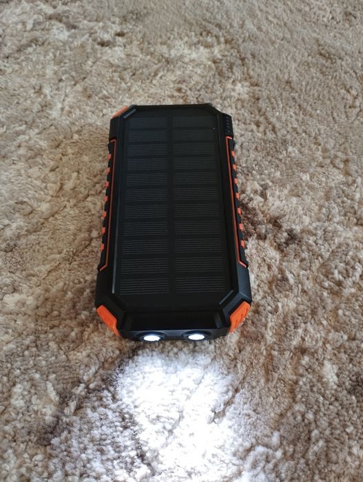 Продам повербанк оригінальний