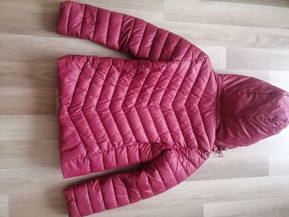 Bordowa kurtka pikowana damska