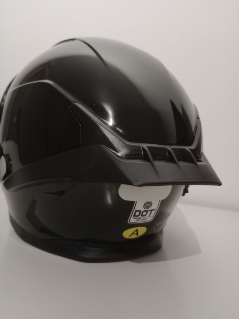 Capacete de moto NOVO