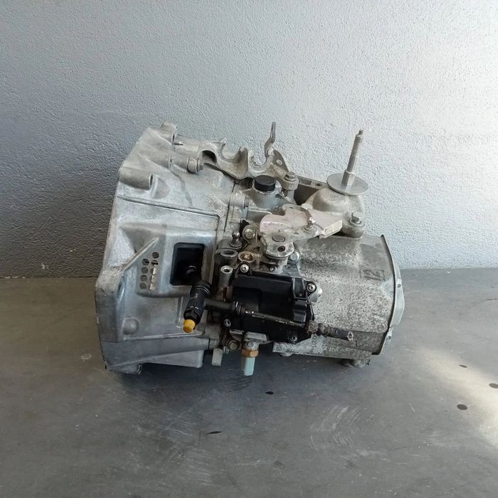 Caixa de Vel Peugeot 308 / Peugeot 5008 1.6THP 20EA12 em Stock