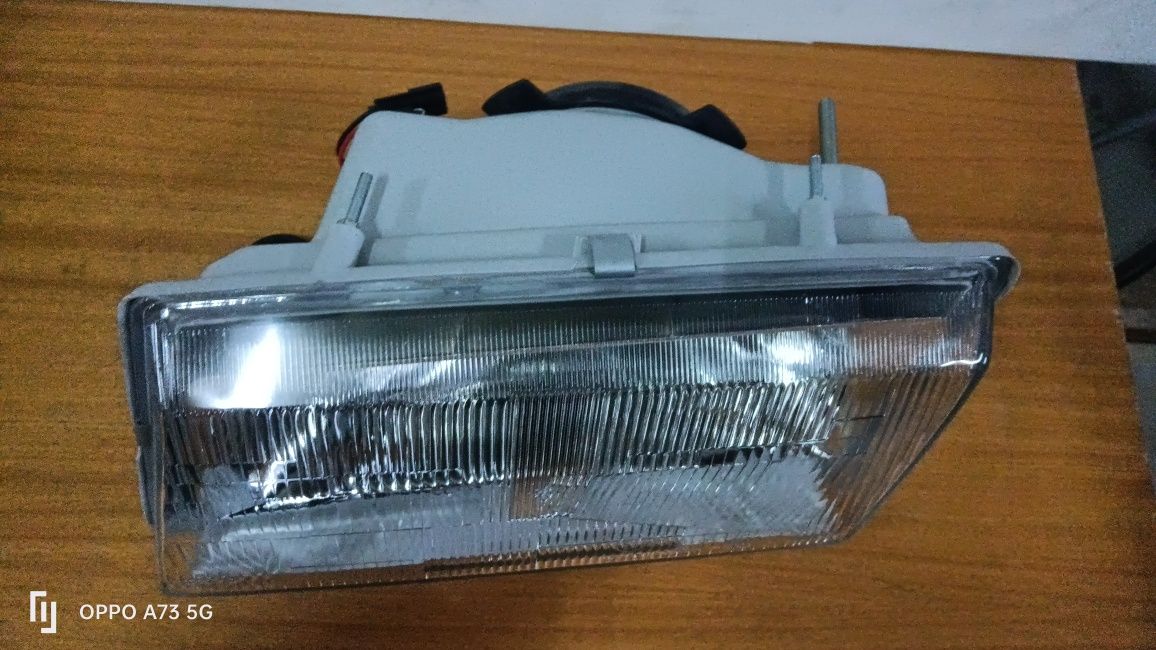 Farol Austin Mondego ótica Depo esquerda