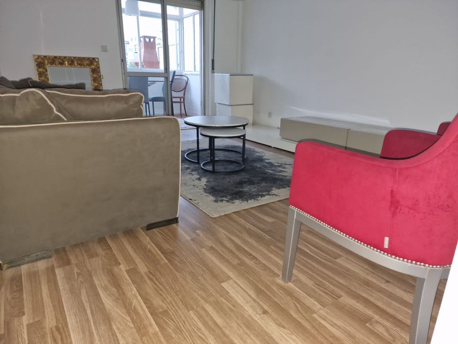 Apartamento Mem Martins São Carlos, T2 ums Suite