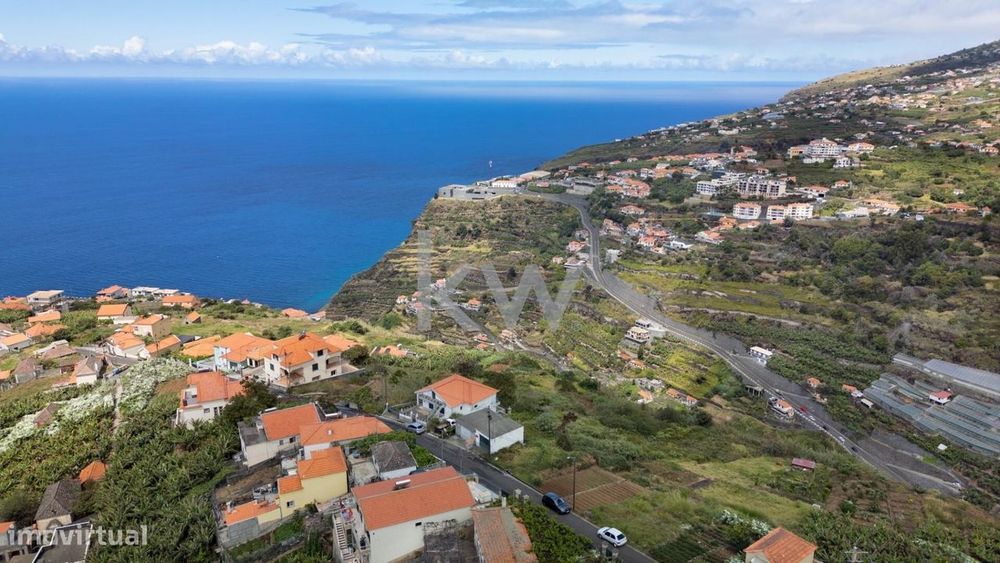 Terreno na Calheta de 2184 m2,  Para Construção de moradias | vista ma