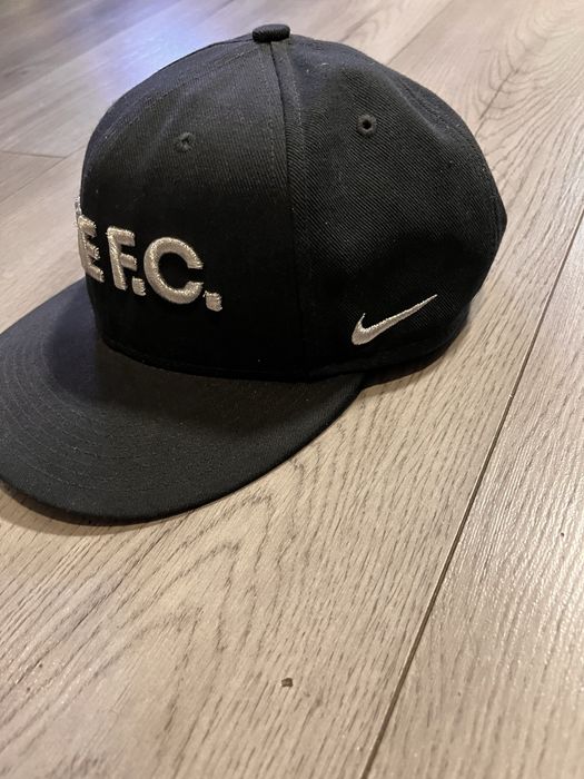 Кепка снепбек Nike