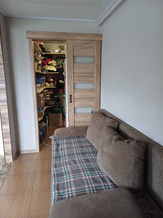 3 кімнатна квартира в одноповерховому будинку на Раківці