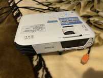 Projektor EPSON EB-X31 / CB-X31