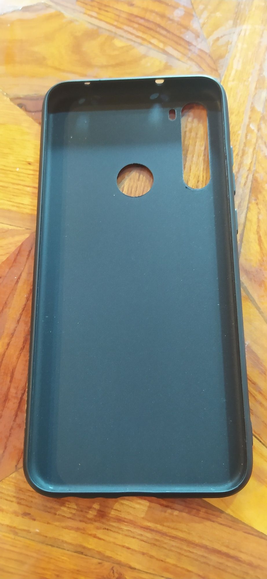 Смартфон redmi note 8t 4+1/64 у відмінному стані