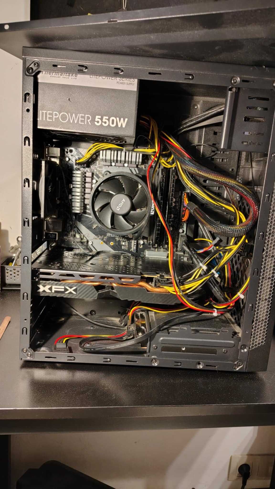Komputer stacjonarny – Ryzen 5 / RX580 / 16GB RAM