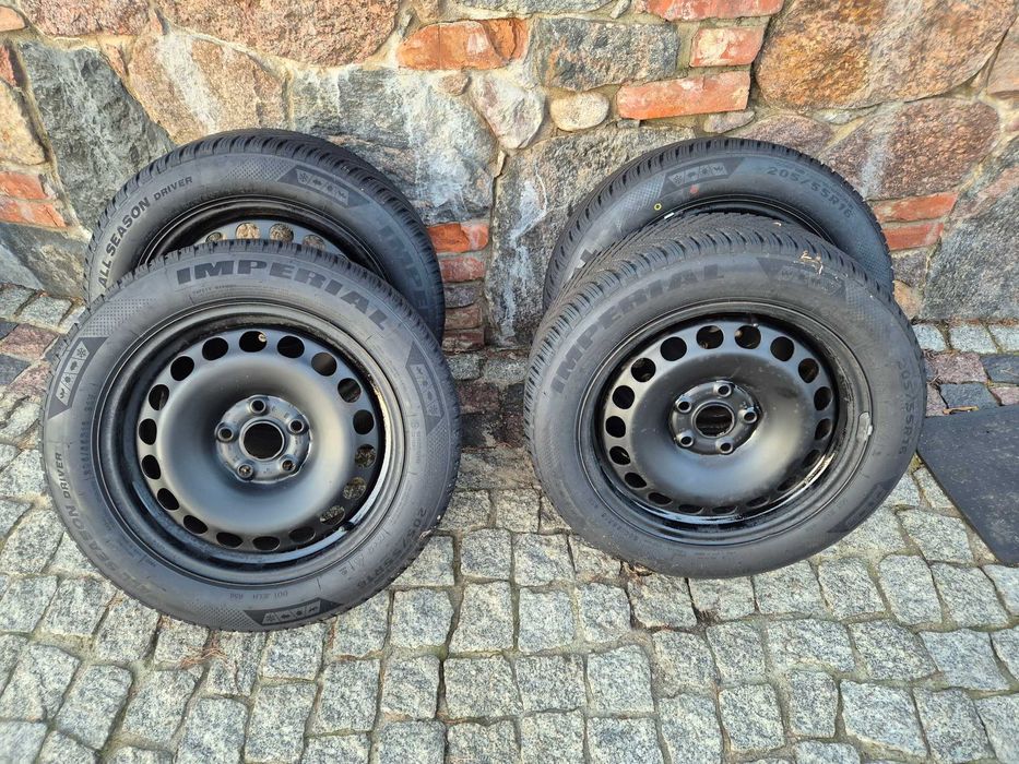 vw touran caddy golf V AUDI A3 8P koła zimowe r16 5x112 205/55r16 KPL