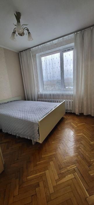 Двокімнатна, Ремонт, Русанівська набережна