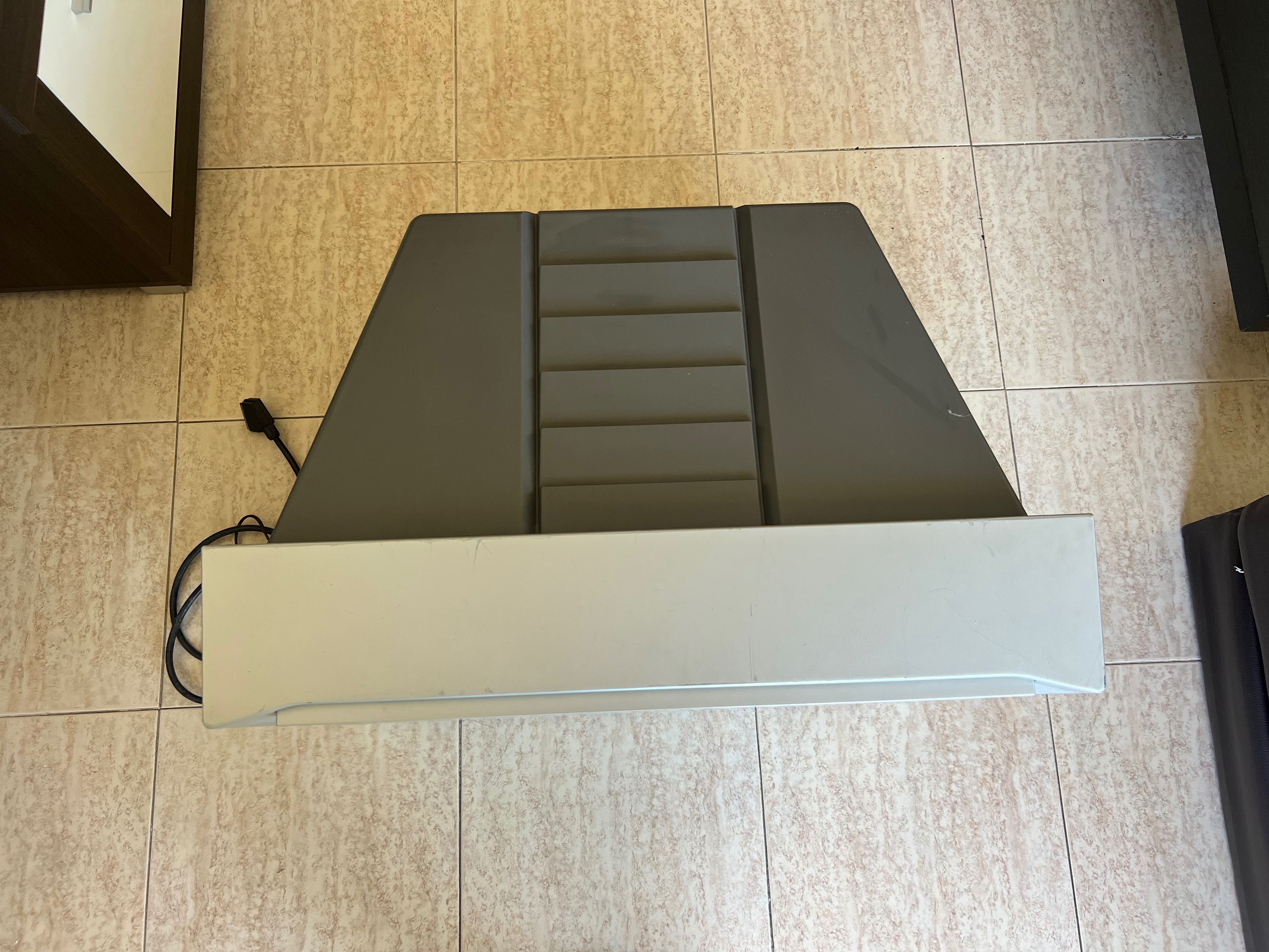 TV Sony Trinitron KV-28FX55E – Comando original incluído – 100€