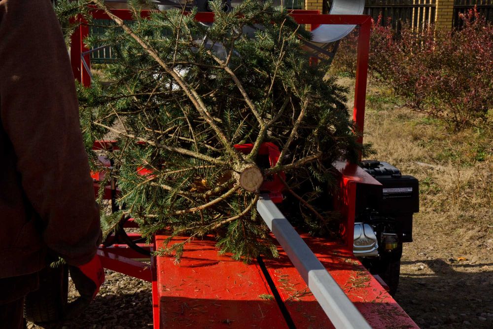 Maszyna do pakowania choinek tubownica samojezdna
