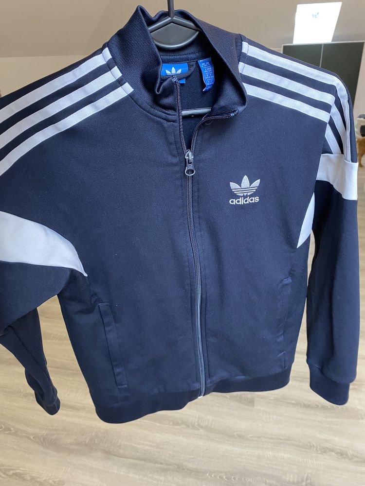 Granatowa bluza zapinana sportowa Adidas 140