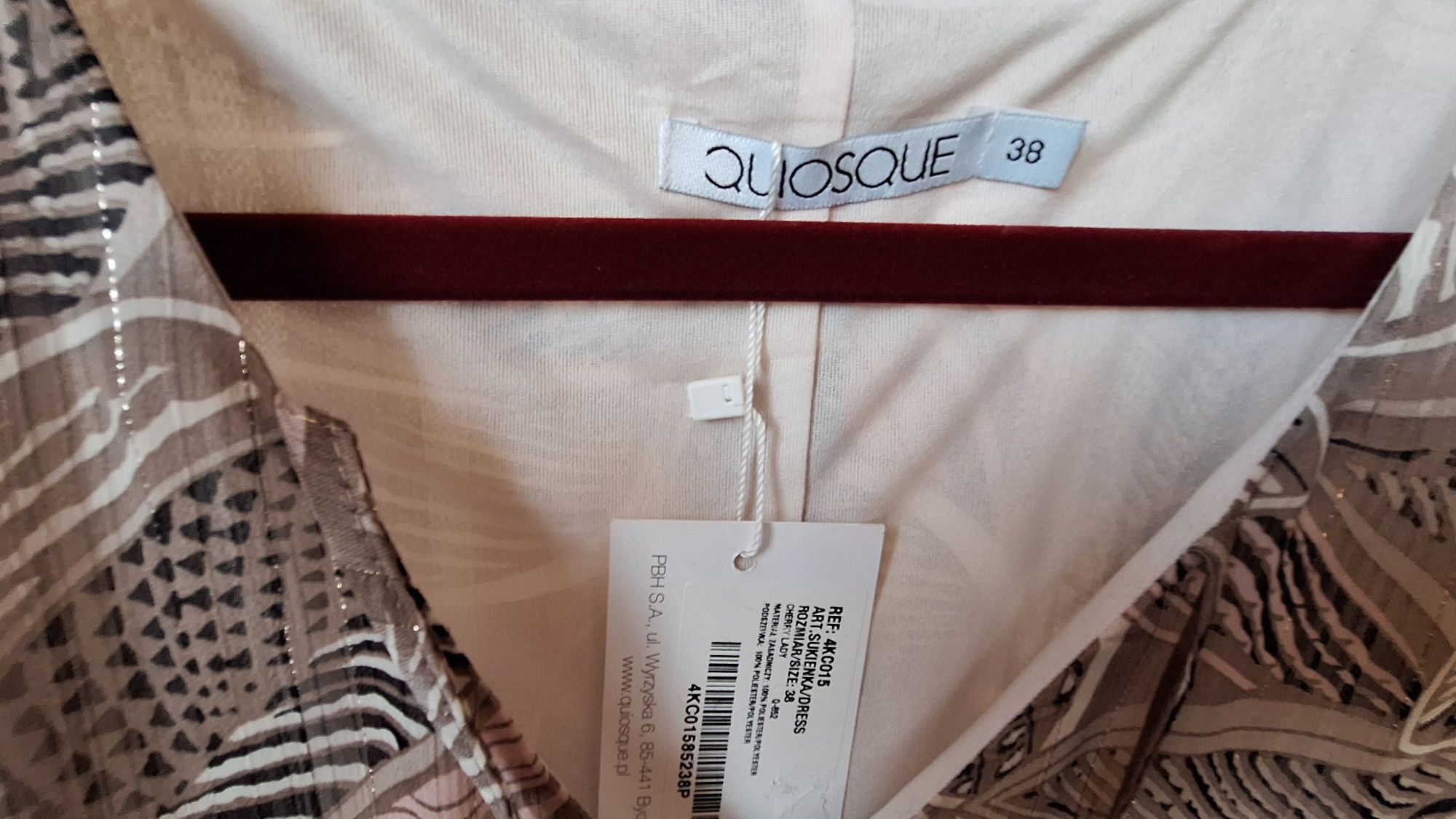 Sukienka Quiosque r.38