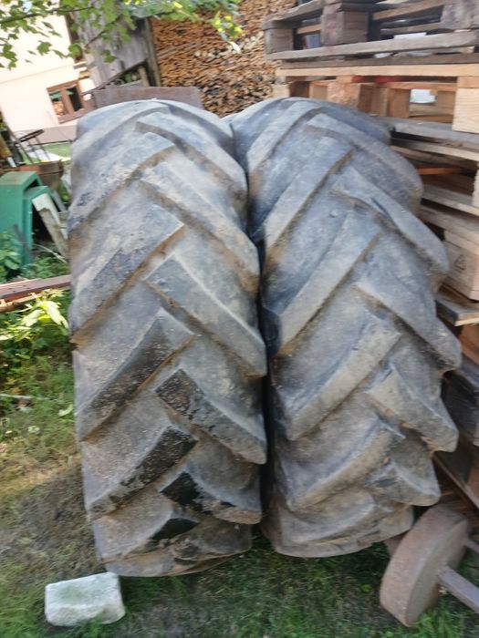 Opony 14.9-28 70%bieznika ursus c 360 zetor