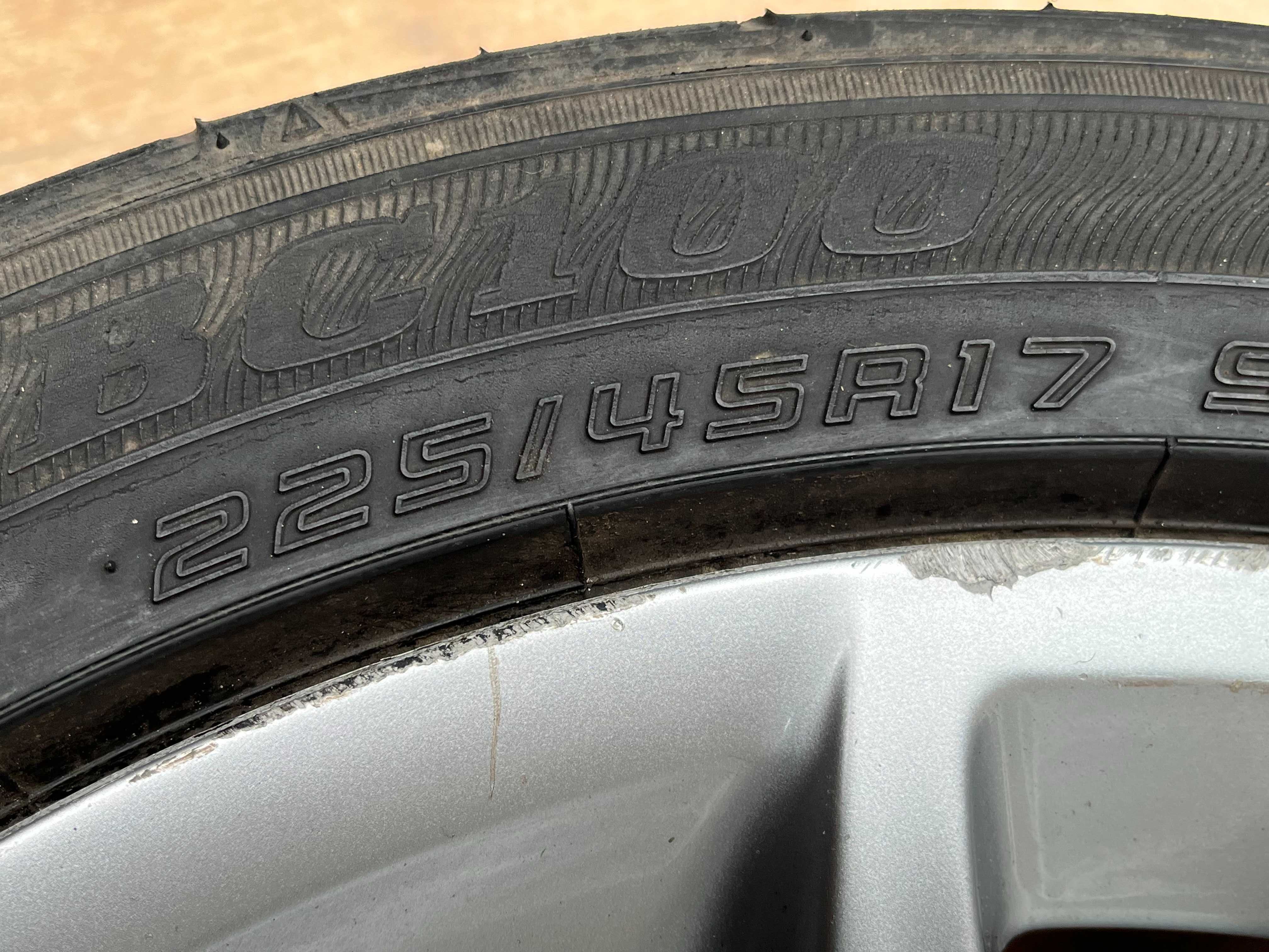 Koła/komplet kół/felgi Audi A3 8P 225/45/R17