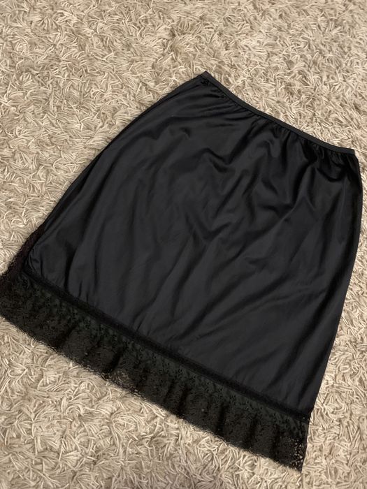 Підʼюбник підспідничник з мереживом