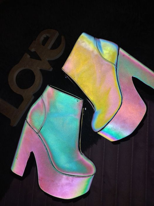 Ботильйони жіночі