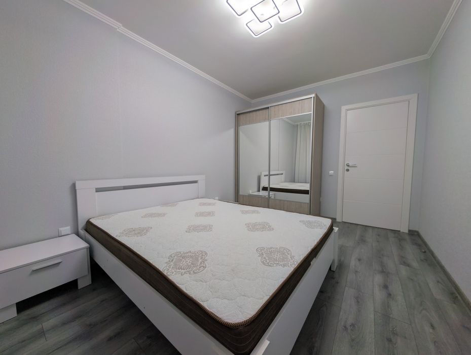 Здається 2 кімн ЖК Водограй з красивим виглядом на прапор