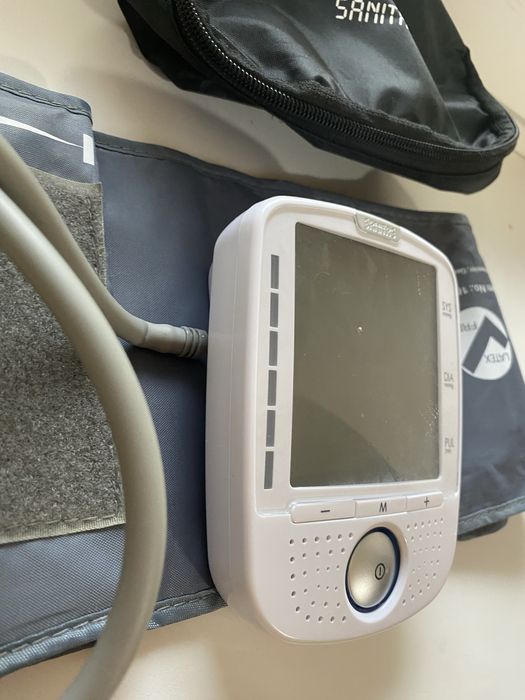 Апарат для вимірювання тиску електричний