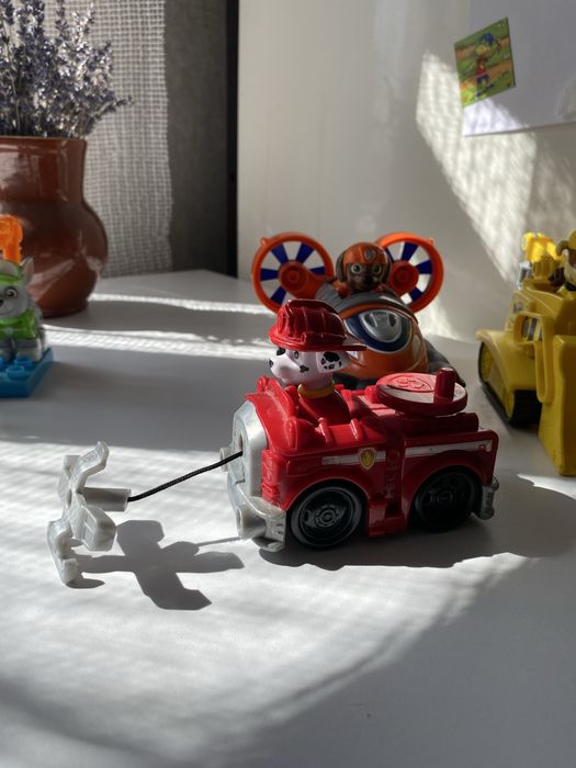 Продам іграшки  Щінячий патруль