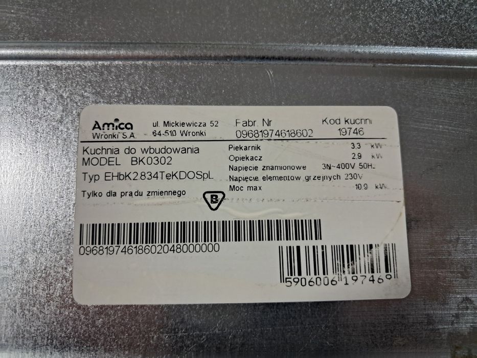 Piekarnik do zabudowy Amica z płytą ceramiczną