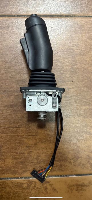 Joystick do podnosnikow GENIE