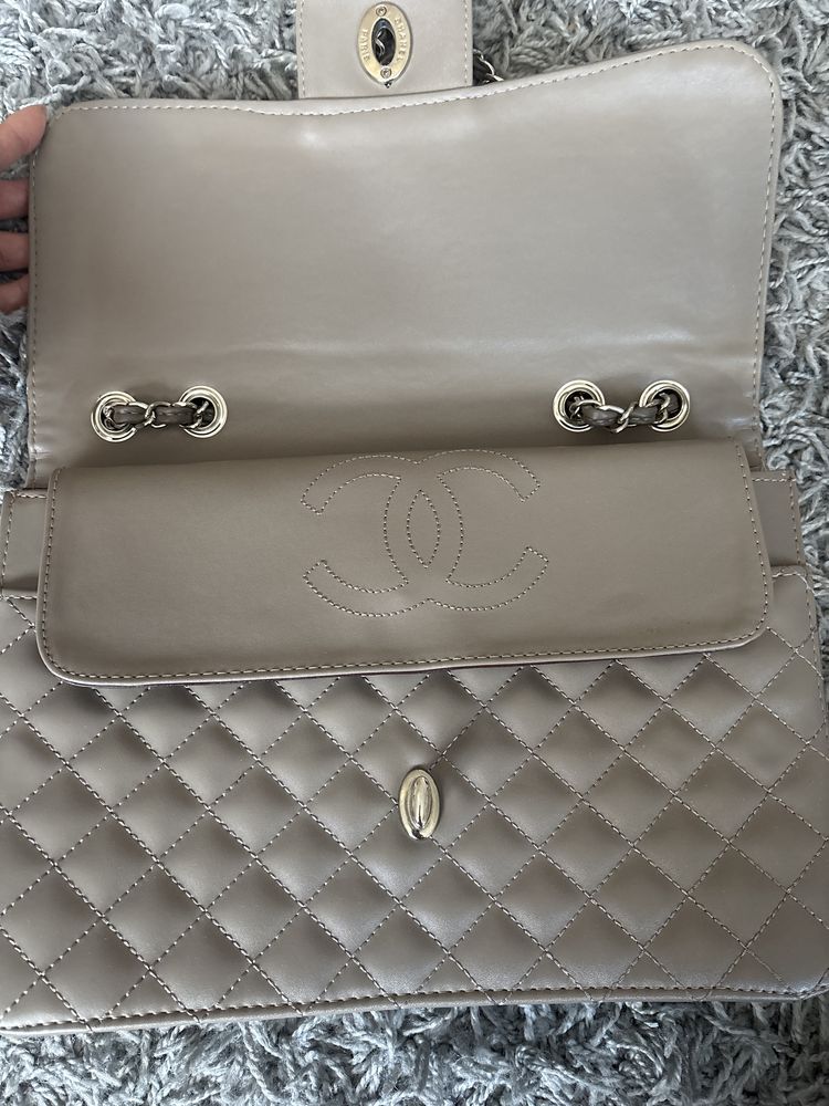 Torebka Chanel elegancka