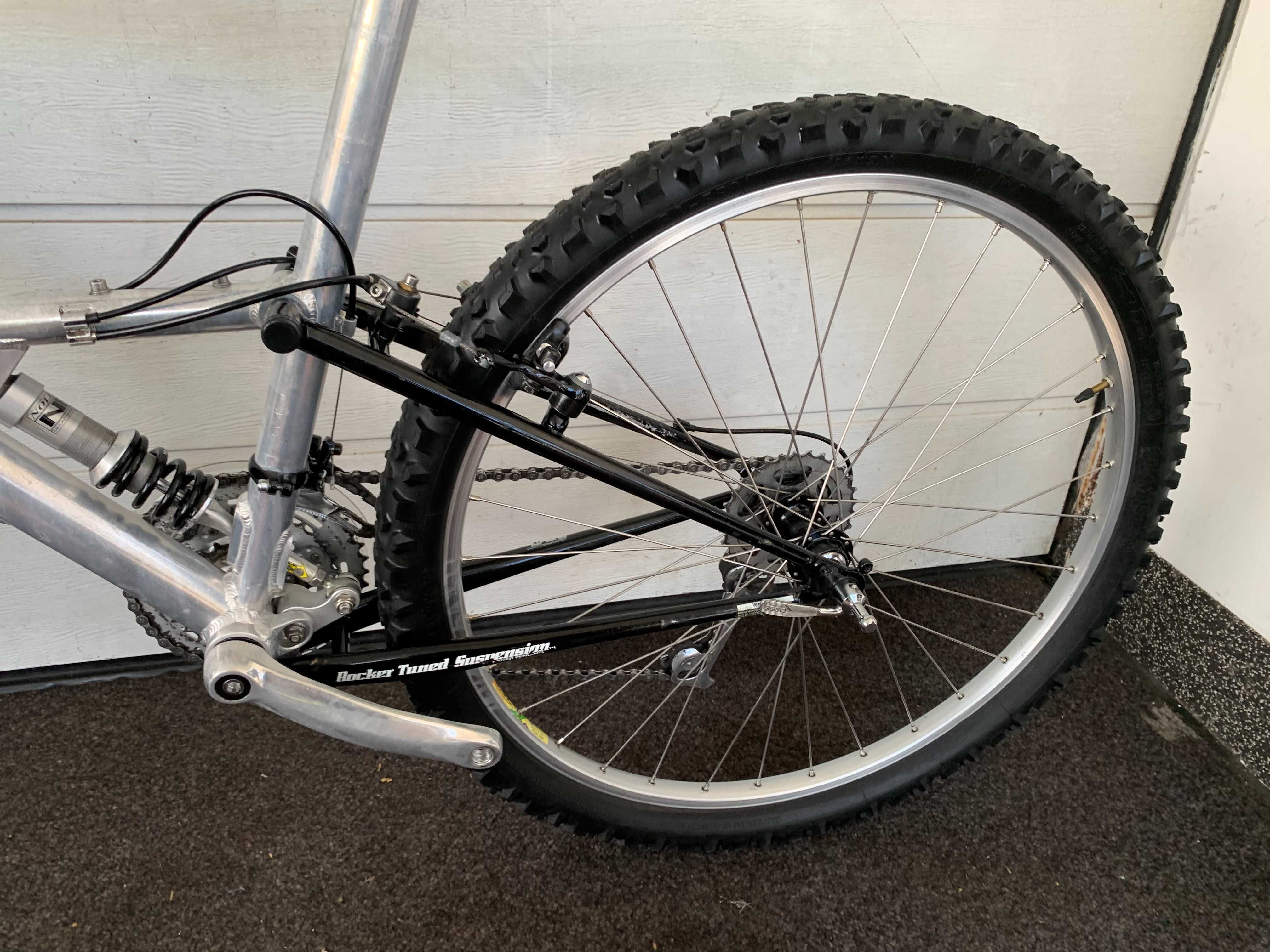 Rower GT RTS-2 Full Shimano Deore LX Mavic Noleen aluminowy