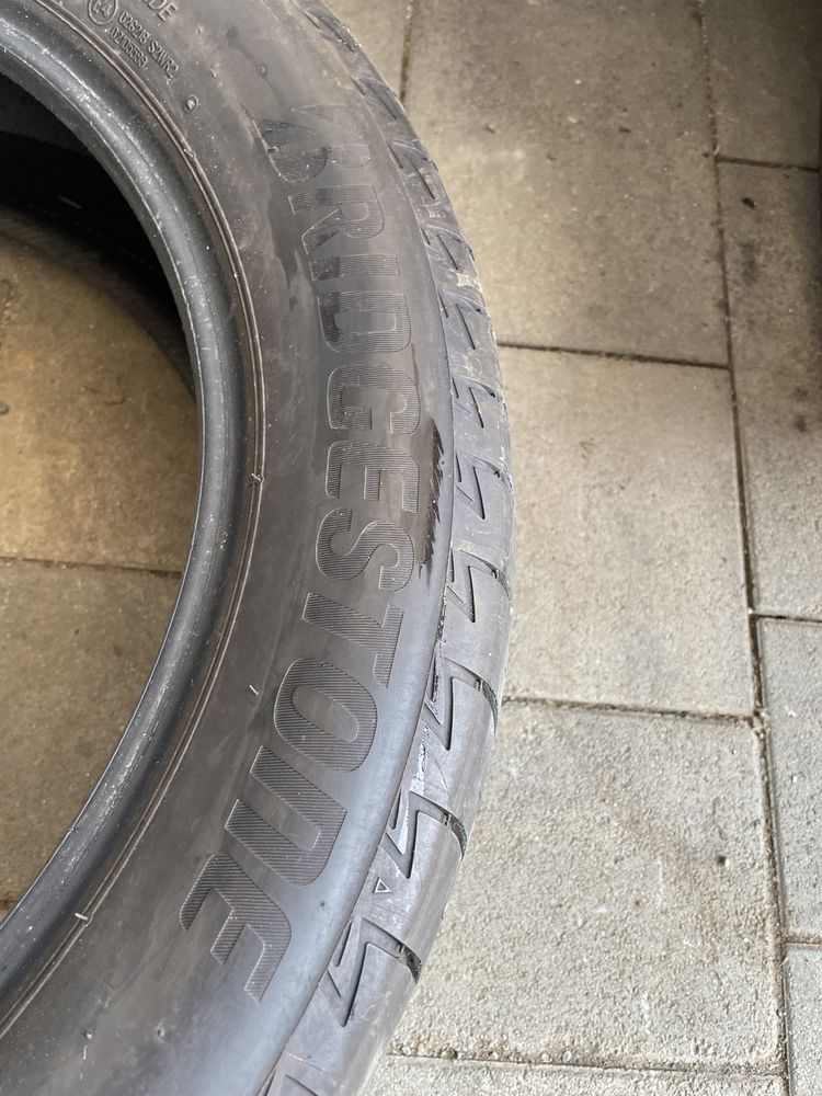 Шини резина 215/55/18 r18 Bridgestone комплект літні