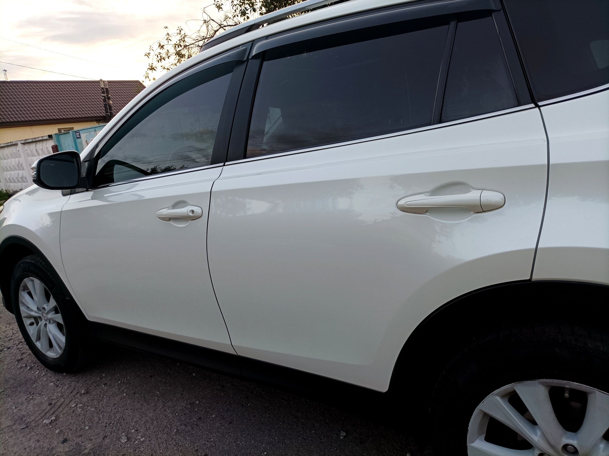 Тойота RAV4 Максимальна