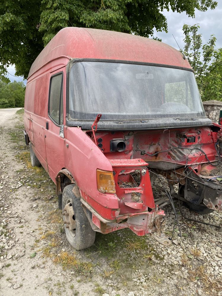 Лдв конвой даф 400 капот бак лобове