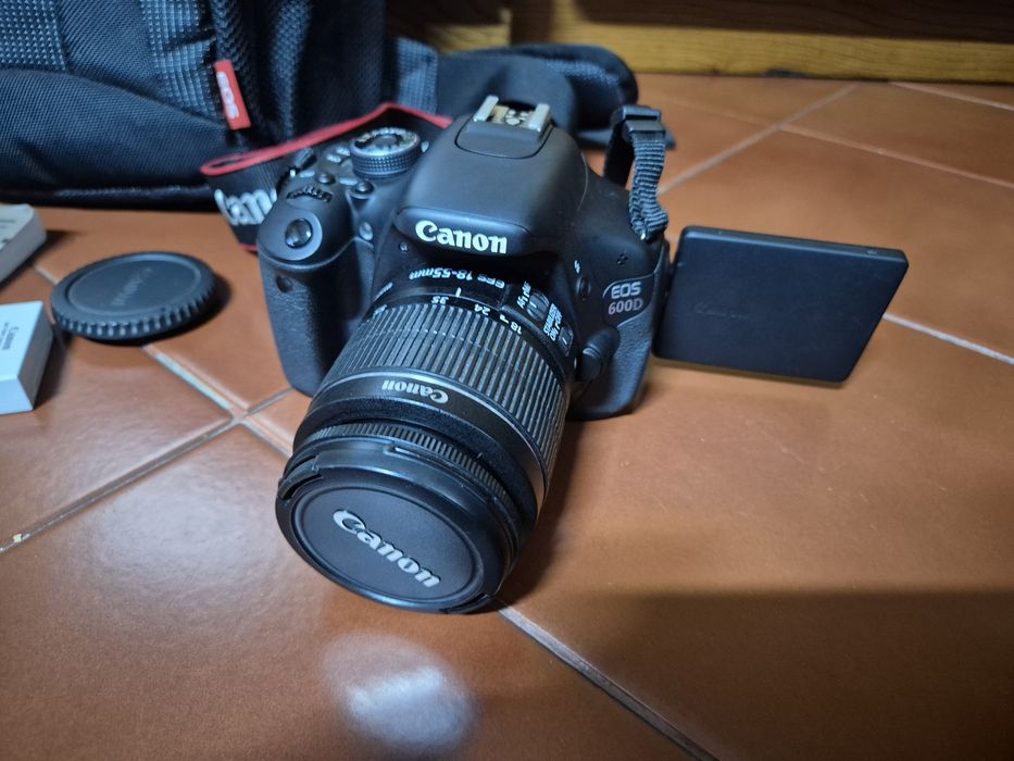Maquina Fotográfica Canon 600D