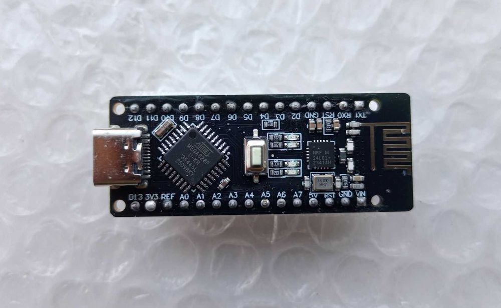 Arduino RF-Nano V3 nRF24L01 ATMega328P 32 kB flash 2 kB RAM USB Type-C