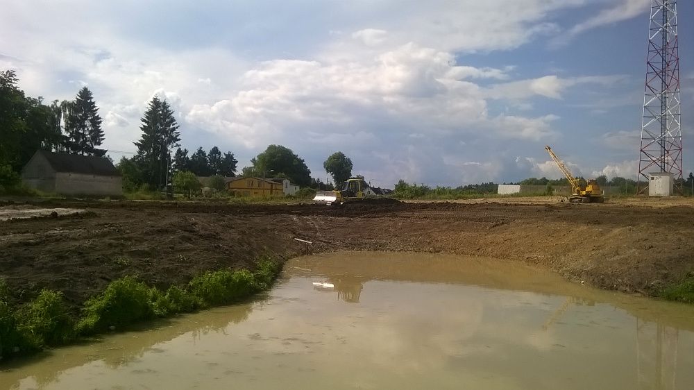 Kopanie, czyszczenie stawów, wyrównanie terenu, usługi spycharka