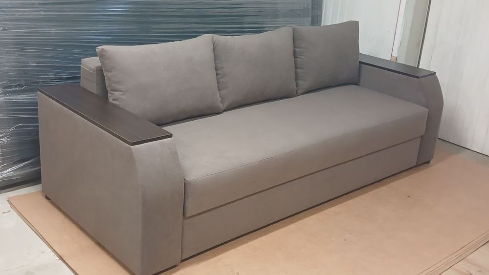 В тканині антикіготь миюча.