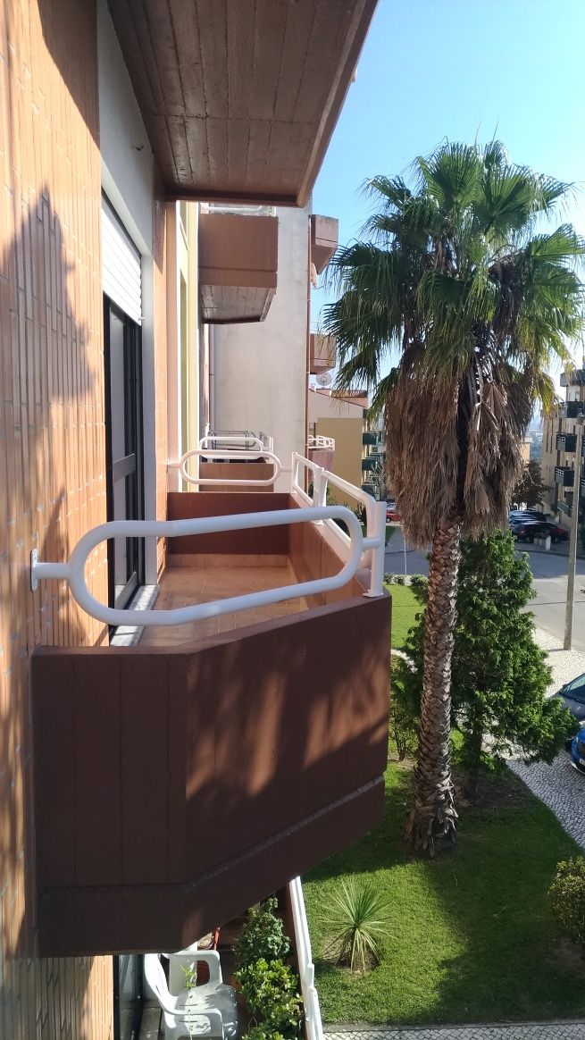Permuta  .  Troco  t3  na Figueira da Foz por t2 Centro Leiria